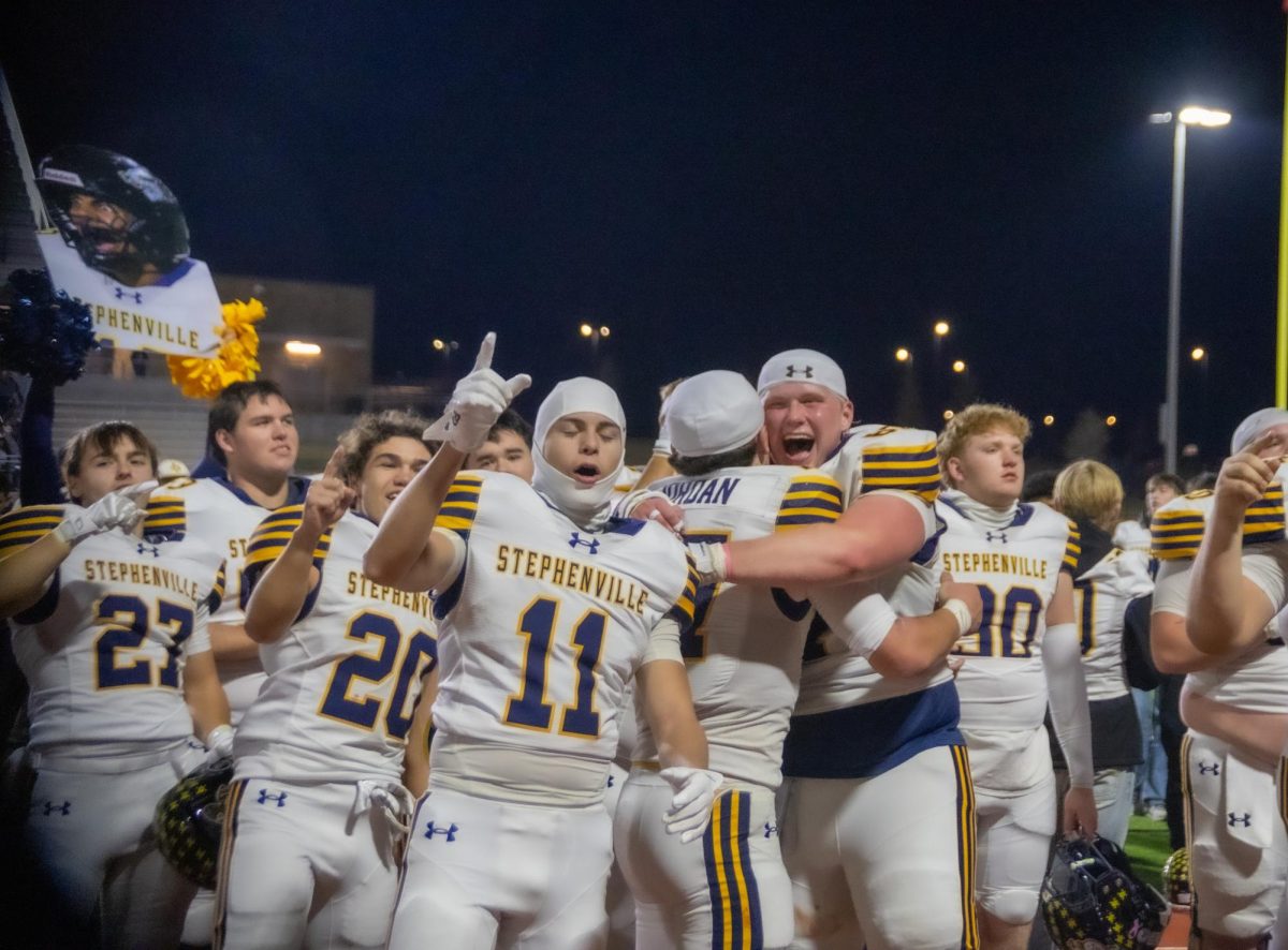 Blood, Sweat and the Taste of Victory! Yellow Jackets defeat the Salina Bobcats at Semi-Finals.